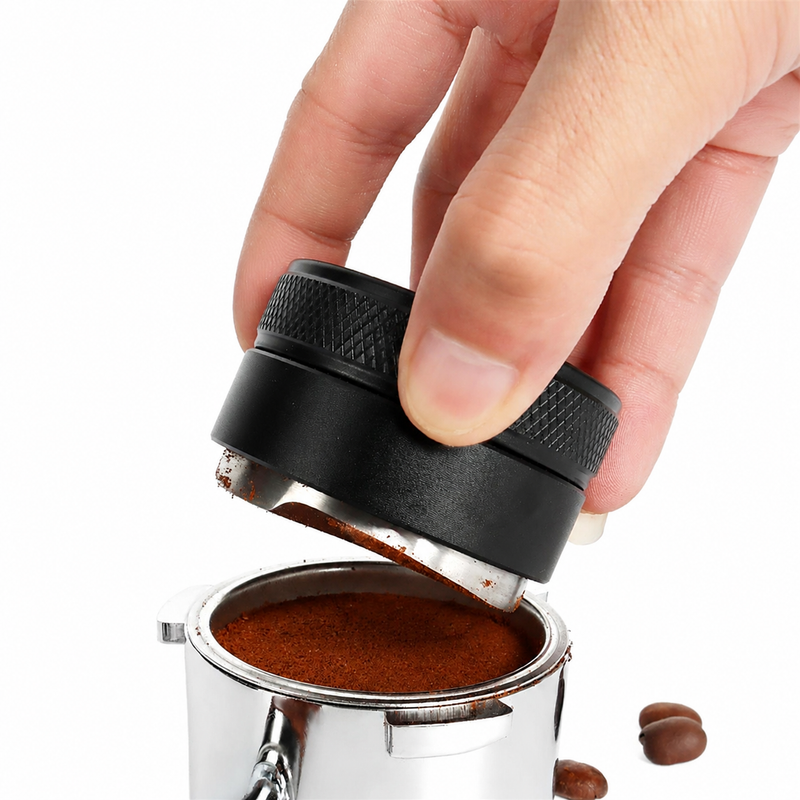 Espresso Distributor Leveler 51/53/58mm Aluminum Alloy 3-Leaf: portafilter action